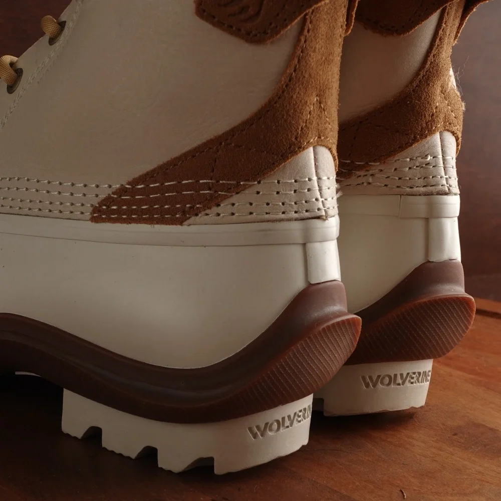 Wolverine Boots WMS SZ 9M Ivory Torrent Duck Water Resistant Leather Rain Chore